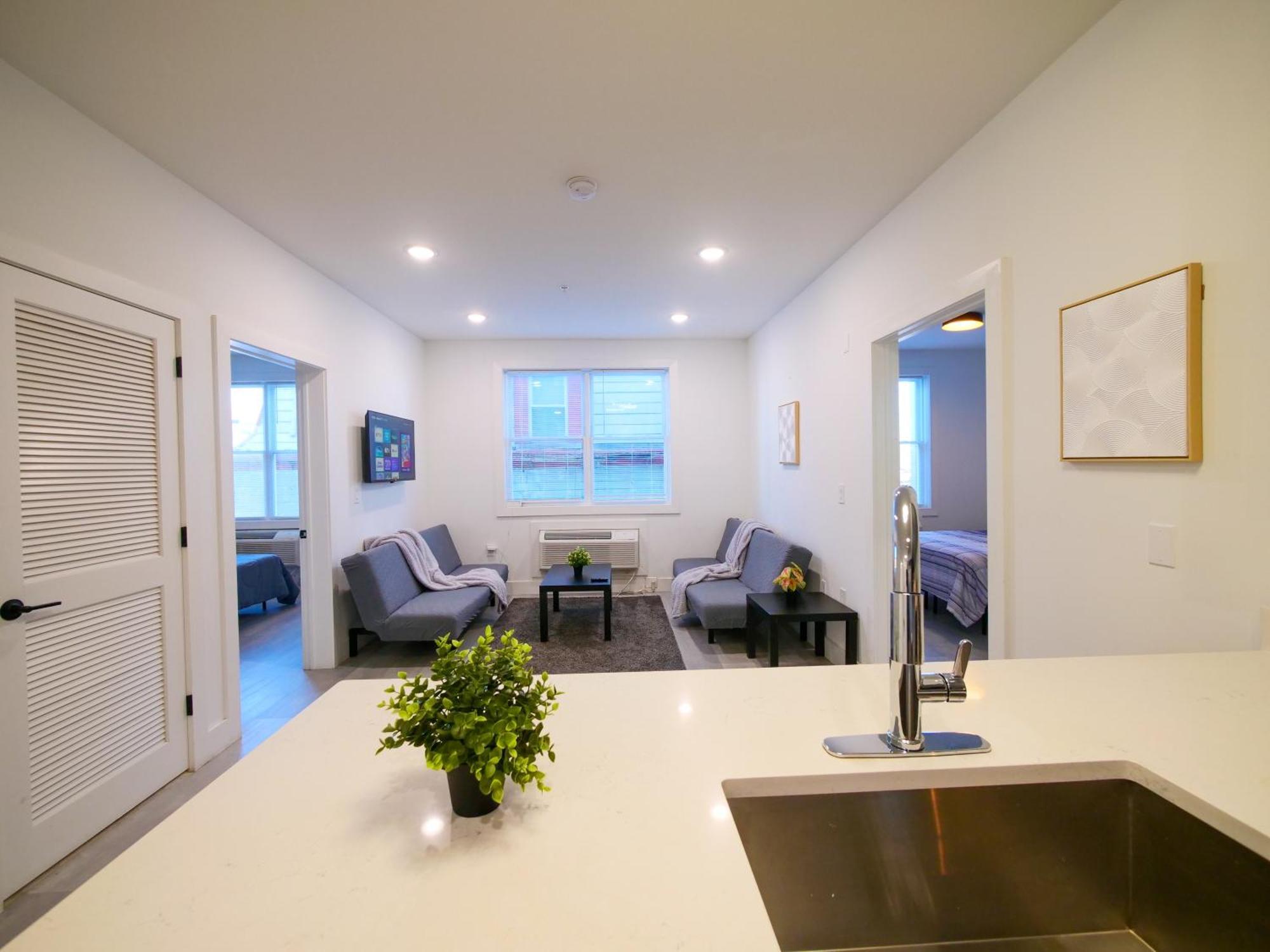 New Modern Serenity- 2Br Retreat Near New York City Bayonne Bagian luar foto