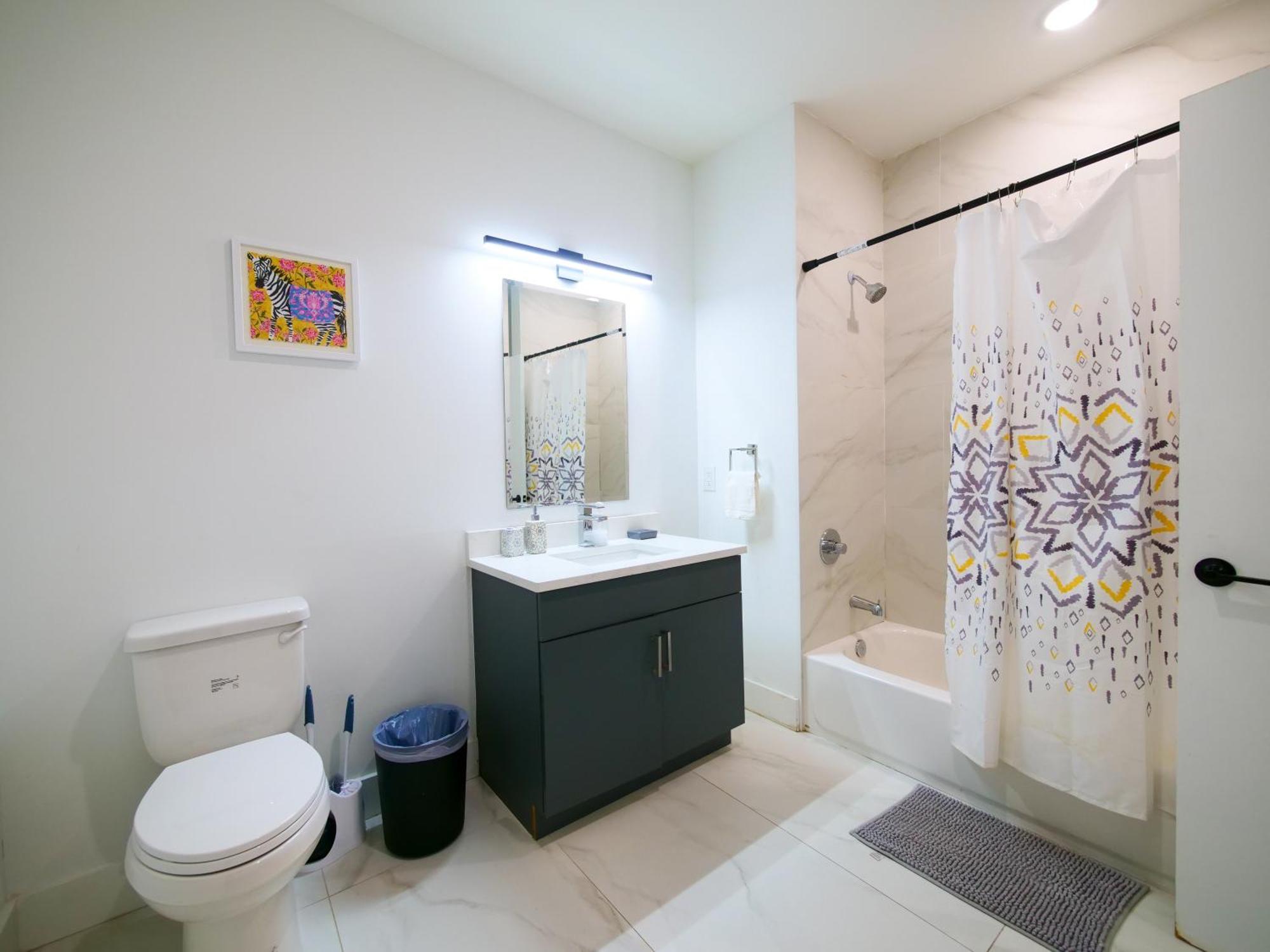 New Modern Serenity- 2Br Retreat Near New York City Bayonne Bagian luar foto