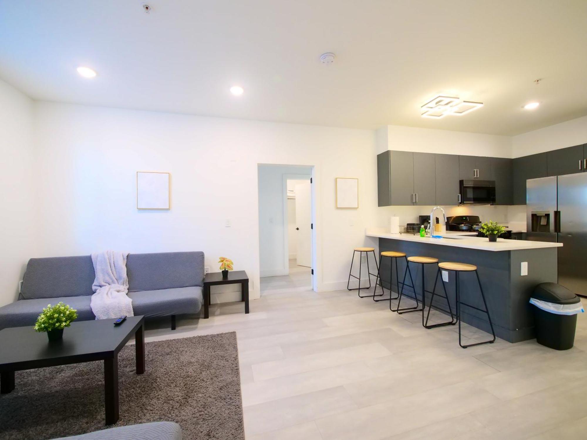New Modern Serenity- 2Br Retreat Near New York City Bayonne Bagian luar foto