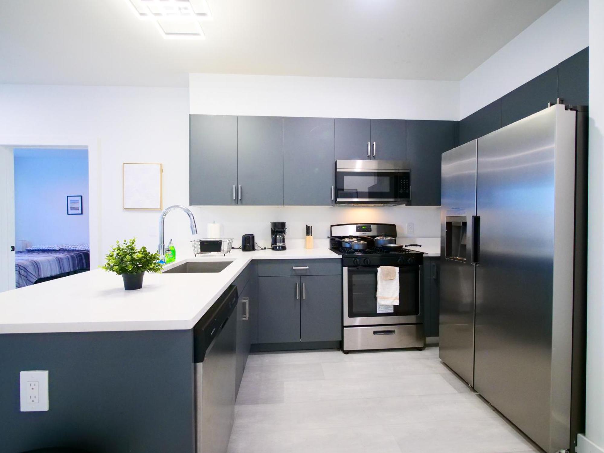 New Modern Serenity- 2Br Retreat Near New York City Bayonne Bagian luar foto